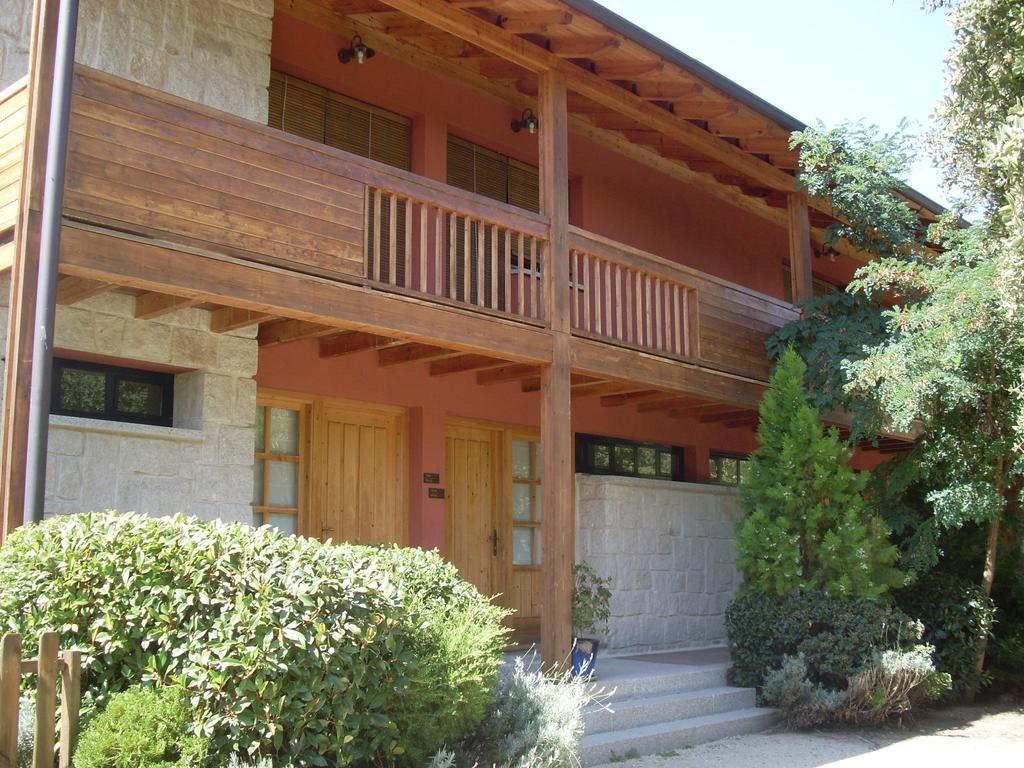 Hotel Sara De Ur Ла-Кабрера Экстерьер фото