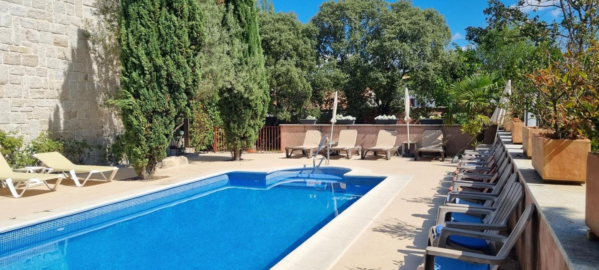 Hotel Sara De Ur Ла-Кабрера Экстерьер фото