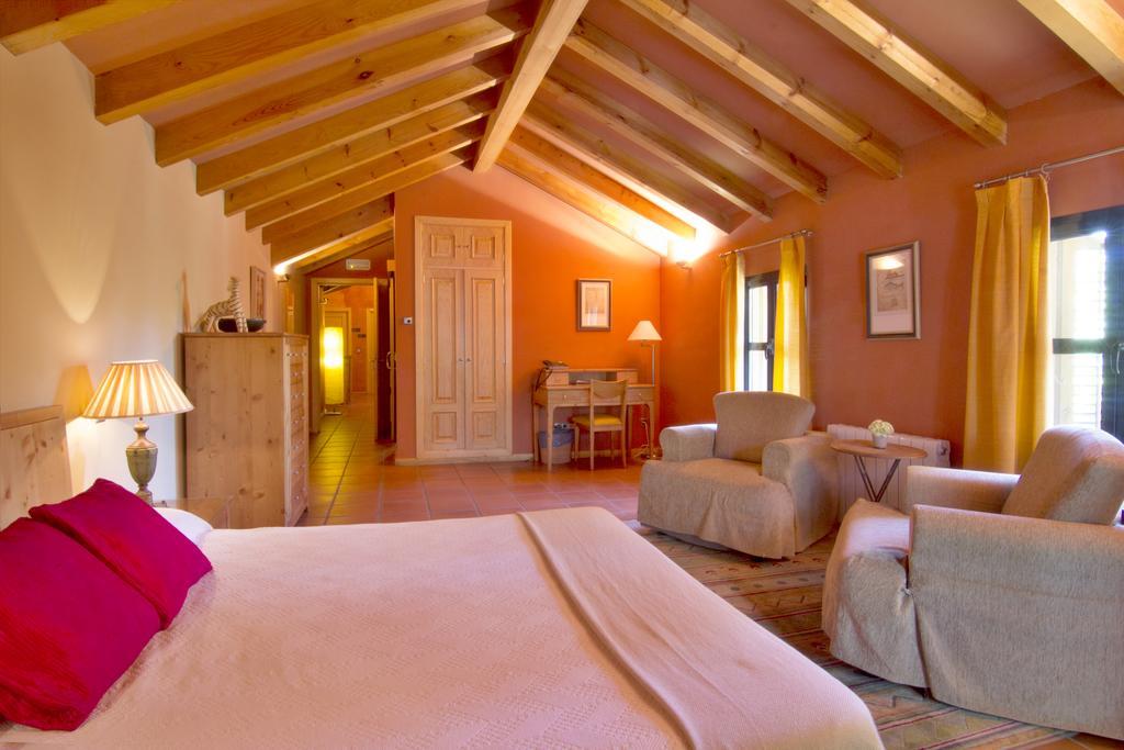 Hotel Sara De Ur Ла-Кабрера Экстерьер фото