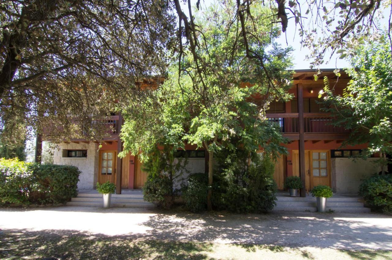 Hotel Sara De Ur Ла-Кабрера Экстерьер фото