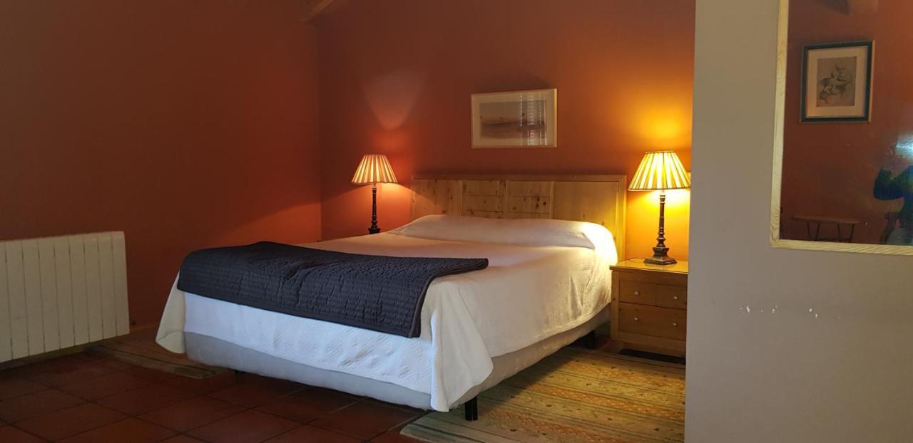 Hotel Sara De Ur Ла-Кабрера Экстерьер фото